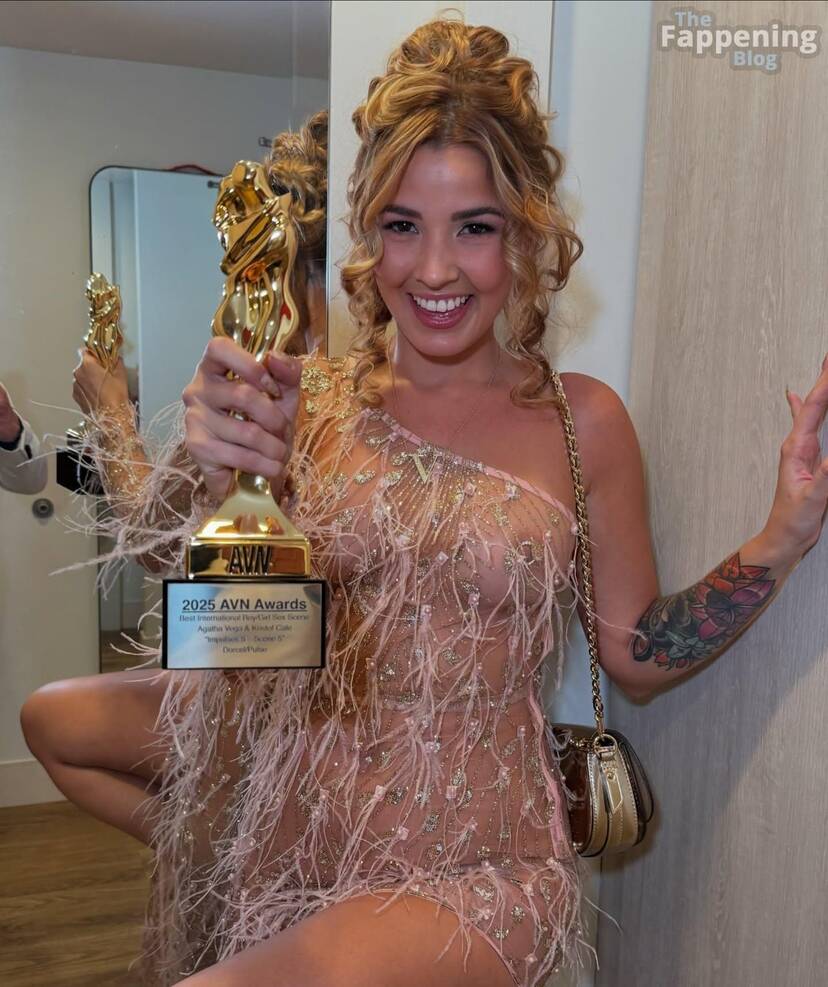 Agatha Vega Nude 1