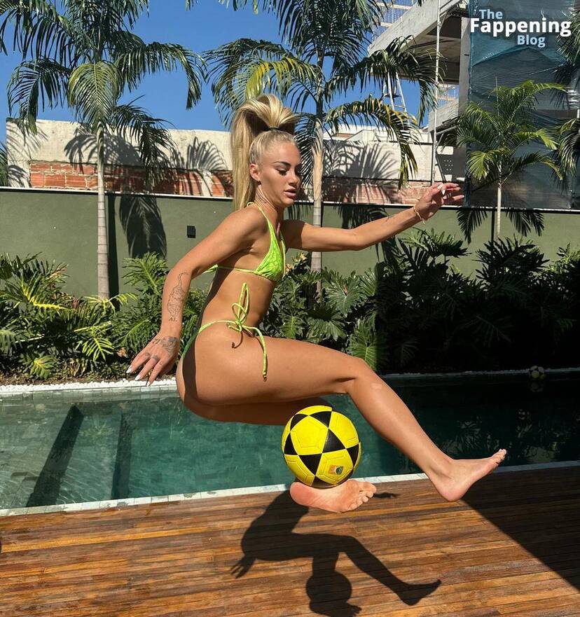 Alisha Lehmann Sexy 1
