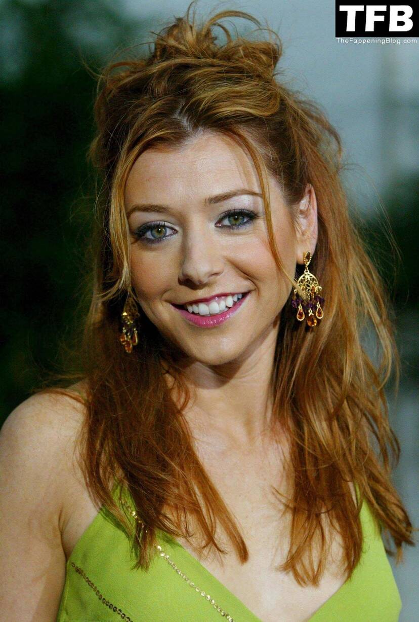 Alyson Hannigan Sexy 1
