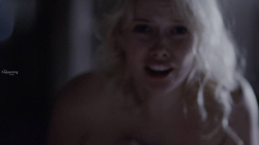 Amelia Eve Naked Sexy 1