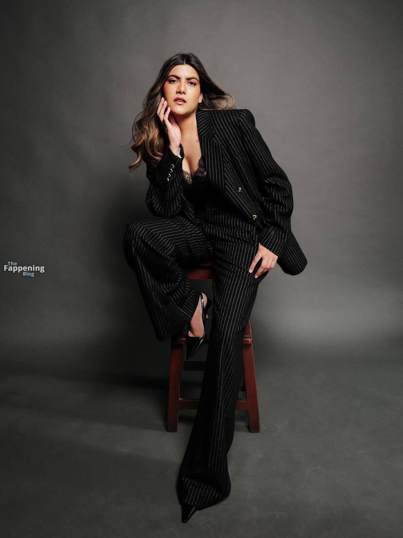 Ananya Birla Sexy 1