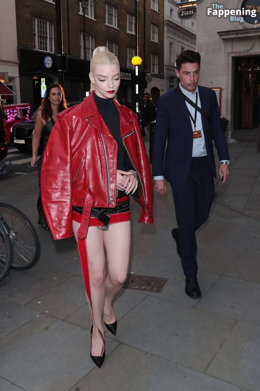 Anya Taylor-Joy Sexy Tits Legs 1