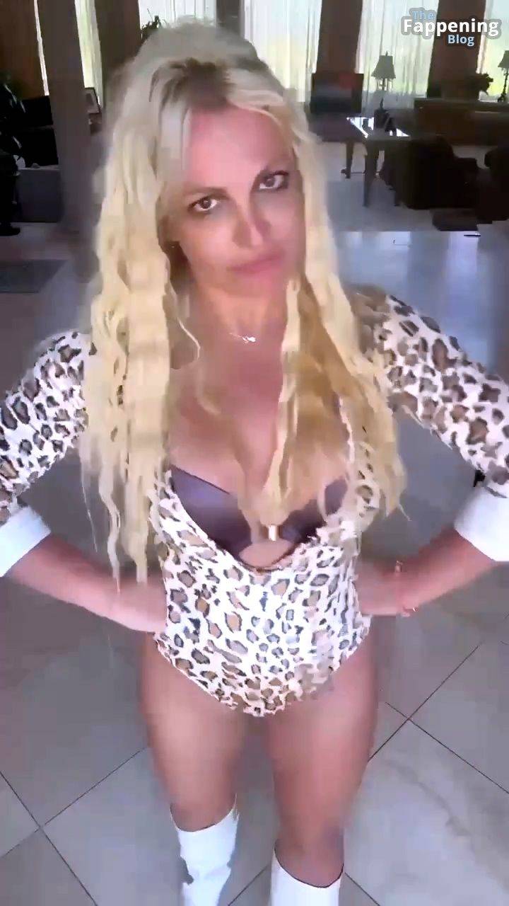 Britney Spears Sexy 4