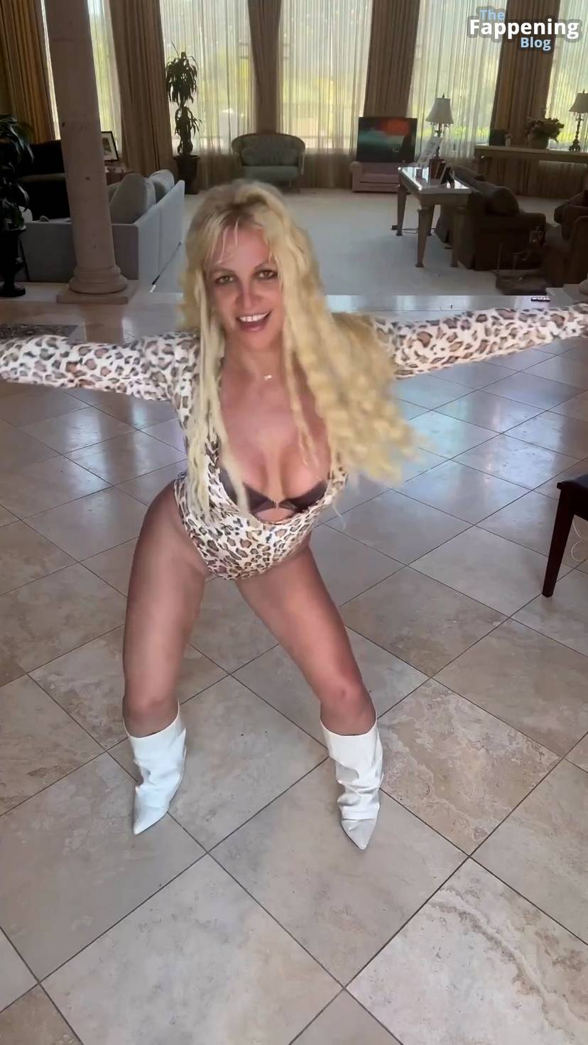 Britney Spears Sexy 14