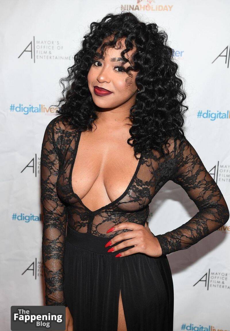 B. Simone Naked Sexy 1