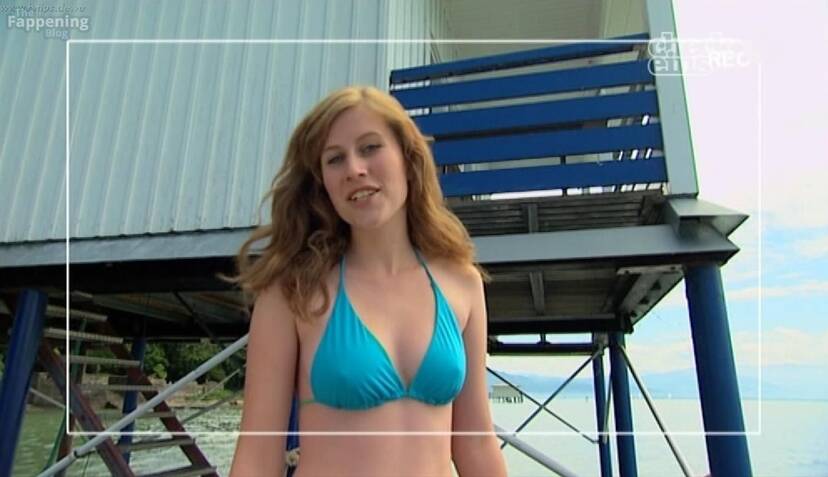 Carla Schwaderer Sexy 1