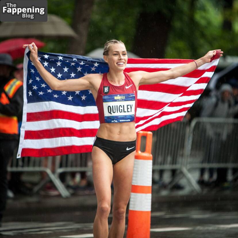 Colleen Quigley Sexy 1