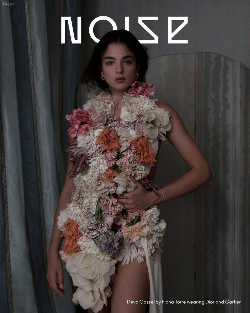Deva Cassel Sexy 1