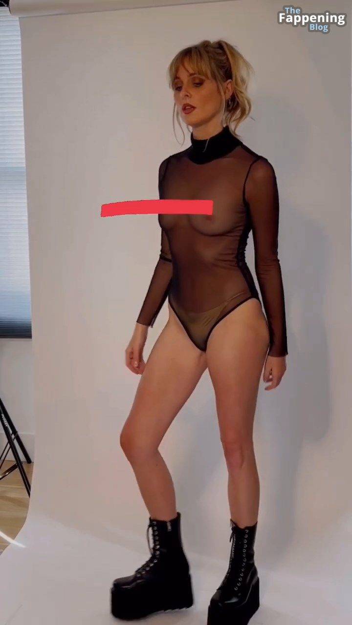 Diana Vickers Nude Sexy 16