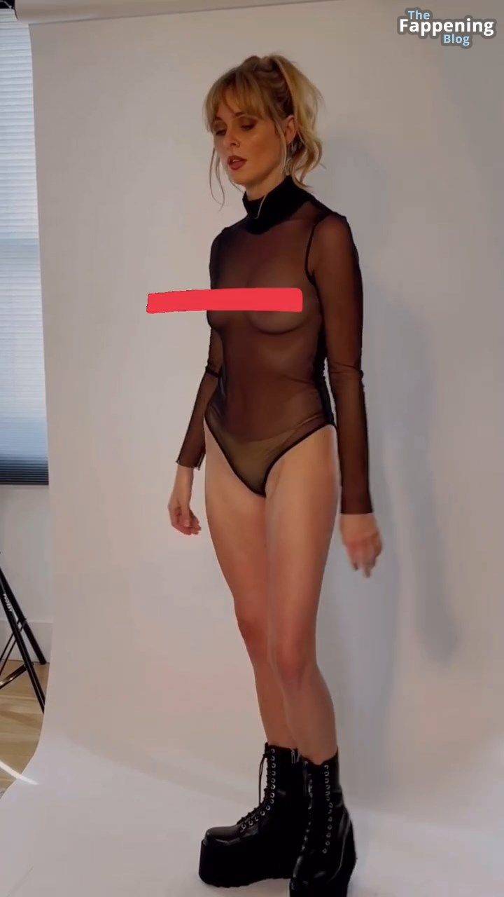 Diana Vickers Nude Sexy 17