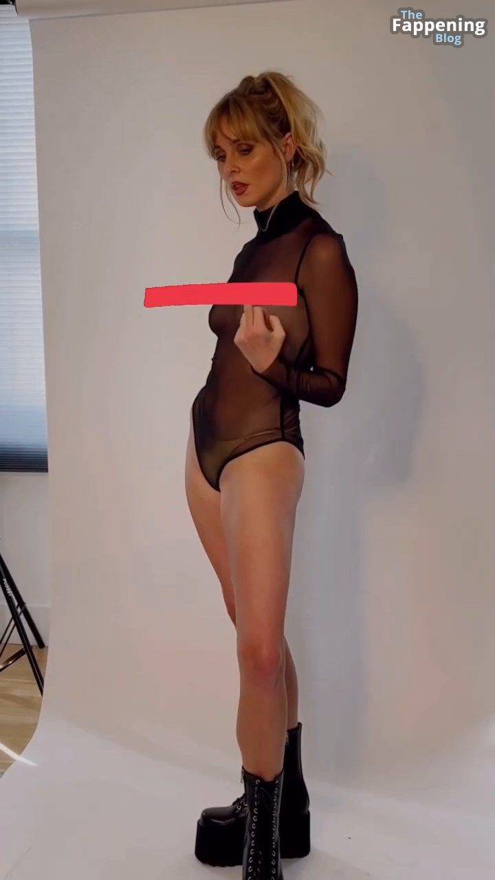 Diana Vickers Nude Sexy 18