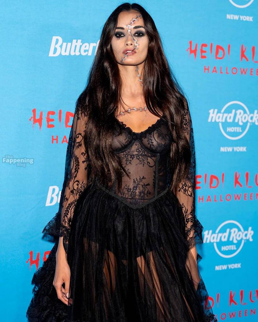 Gizele Oliveira Sexy 1