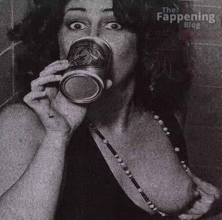 Grace Slick Nude Sexy 1