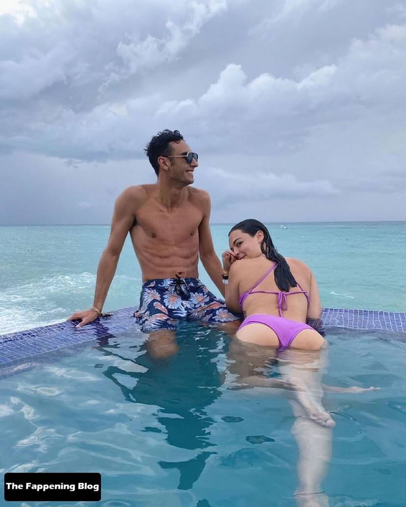 Isabella Gomez Sexy 1