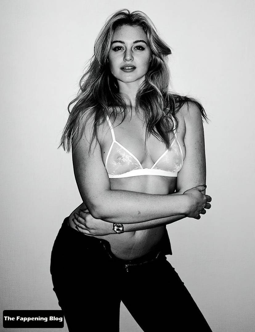Iskra Lawrence Nude Sexy 53