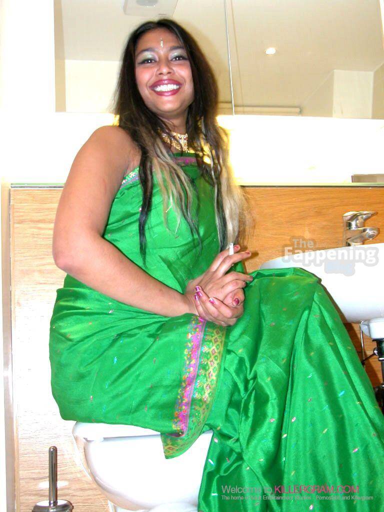 Jasmine Sharma Sexy 1