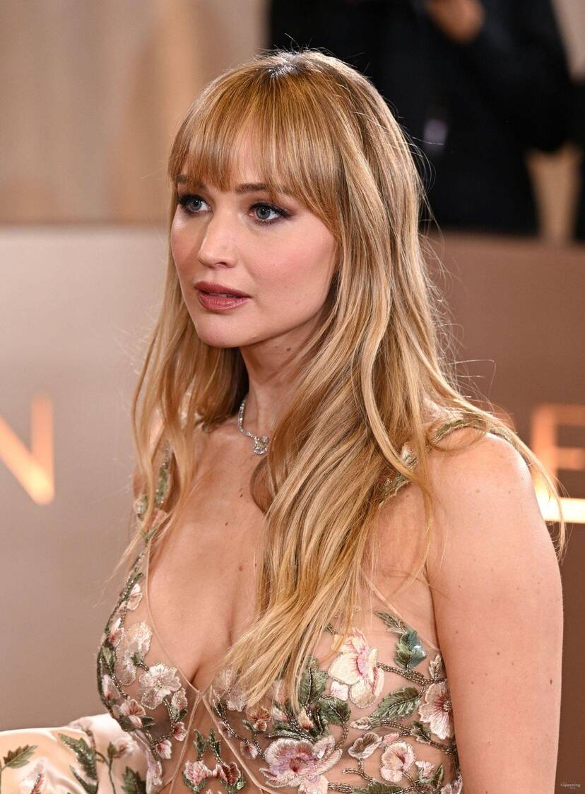 Jennifer Lawrence Sexy 1
