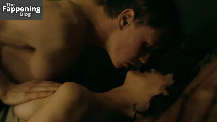 Jessica Brown Findlay Naked Sexy 1