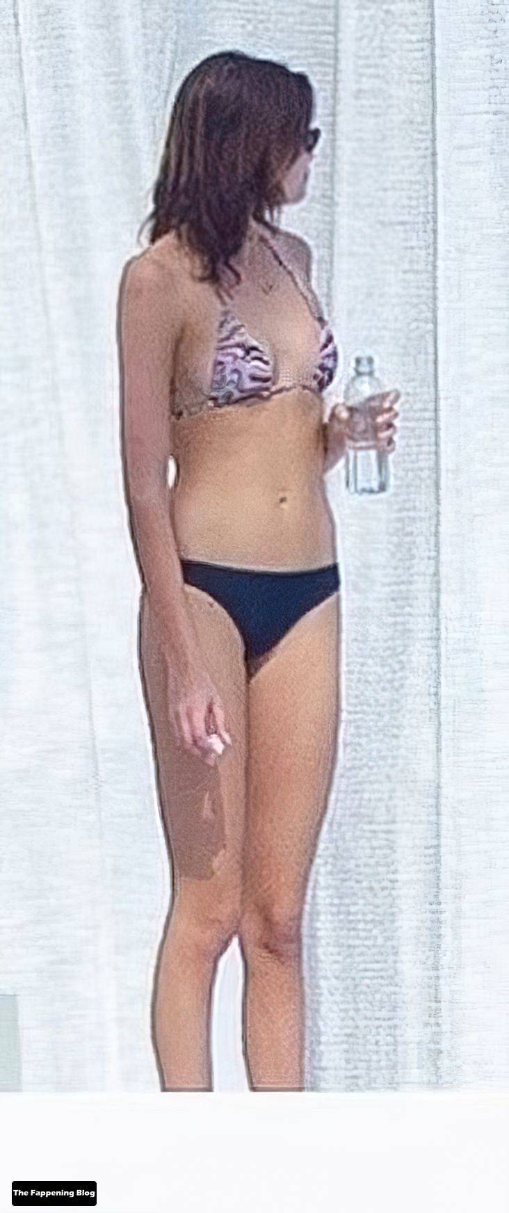 Kaia Gerber Bikini Butt 8