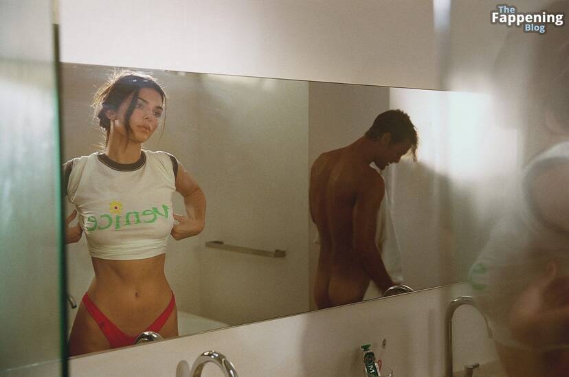 Kendall Jenner Topless 1