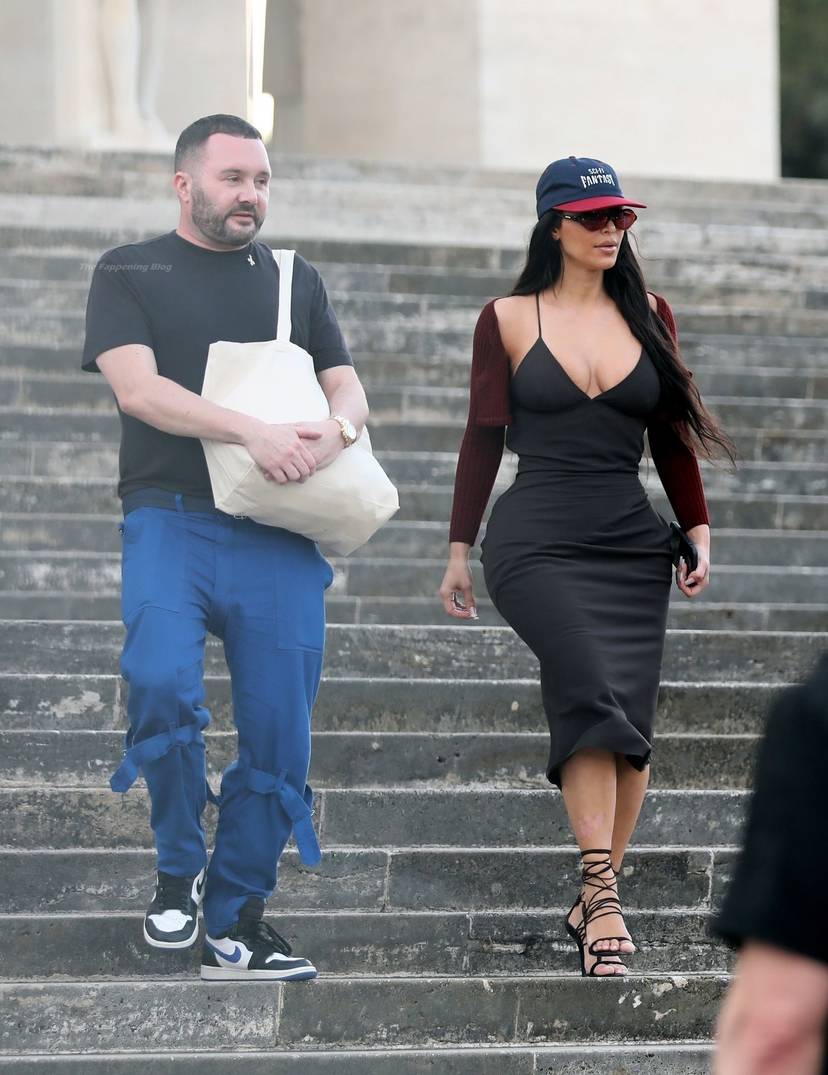Kim Kardashian Sexy 47