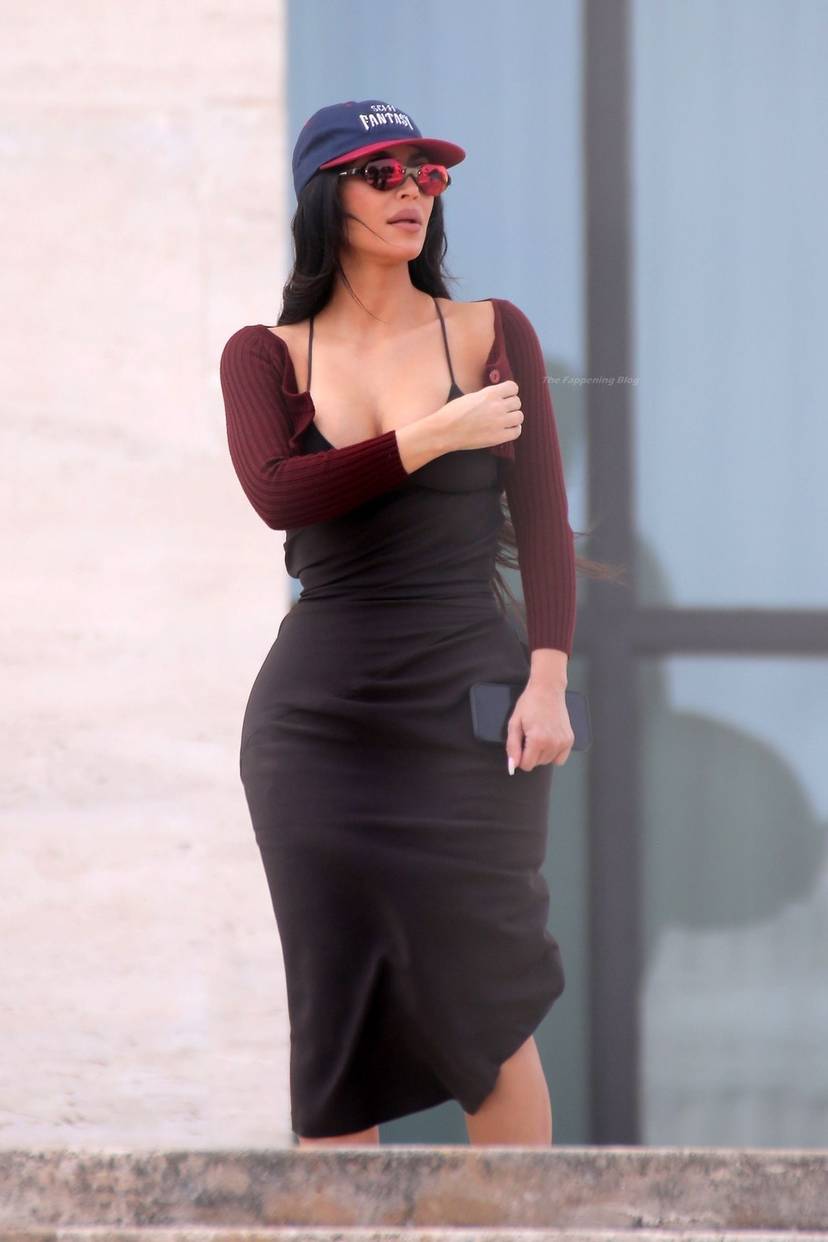 Kim Kardashian Sexy 66