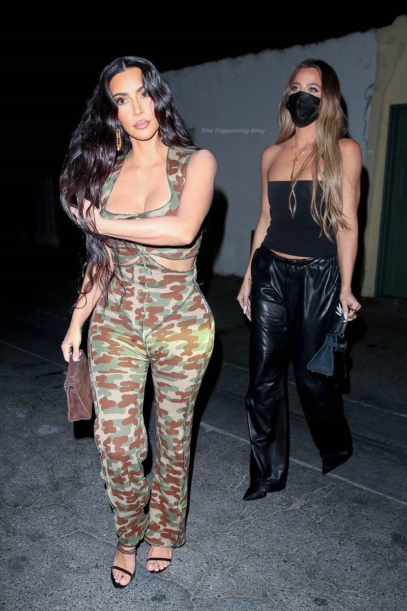Kim Kardashian Sexy 7