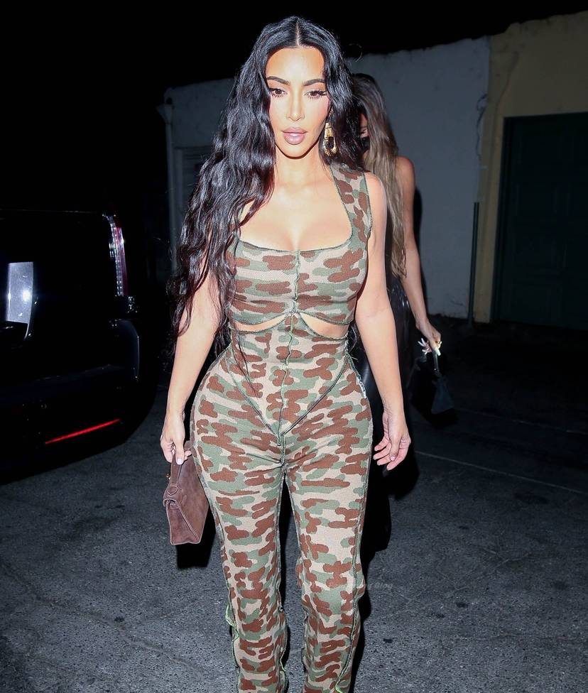 Kim Kardashian Sexy 21