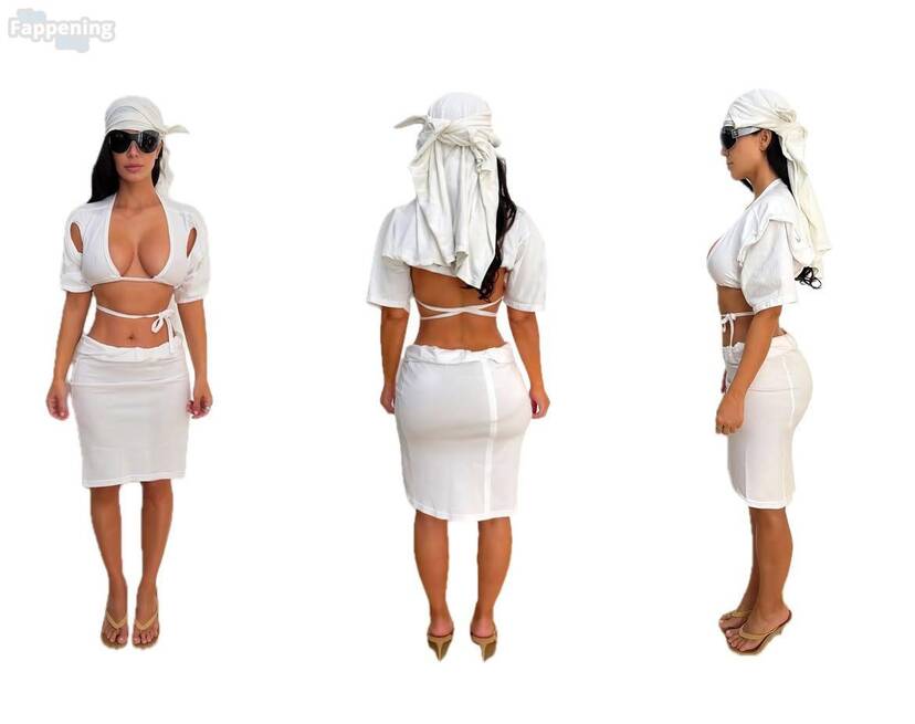 Kim Kardashian Bikini 1