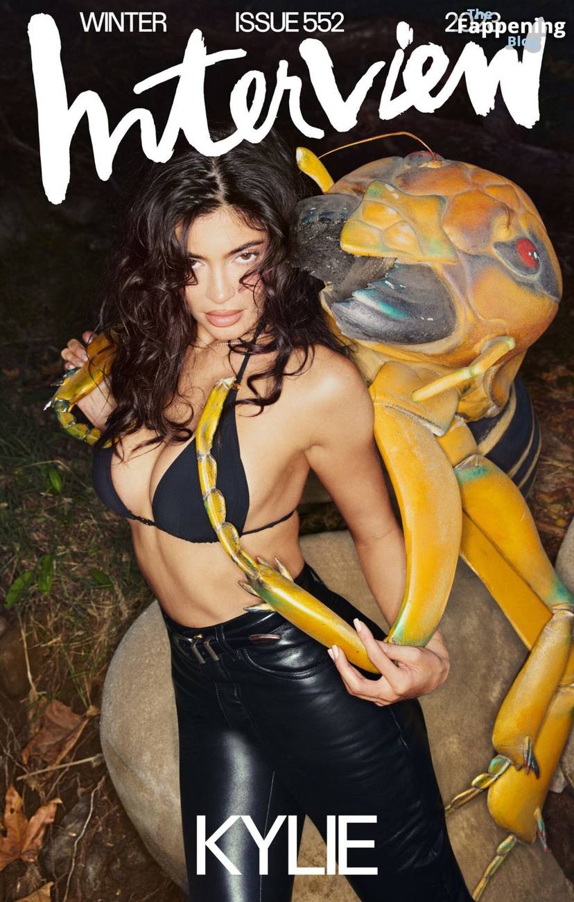 Kylie Jenner Sexy 1