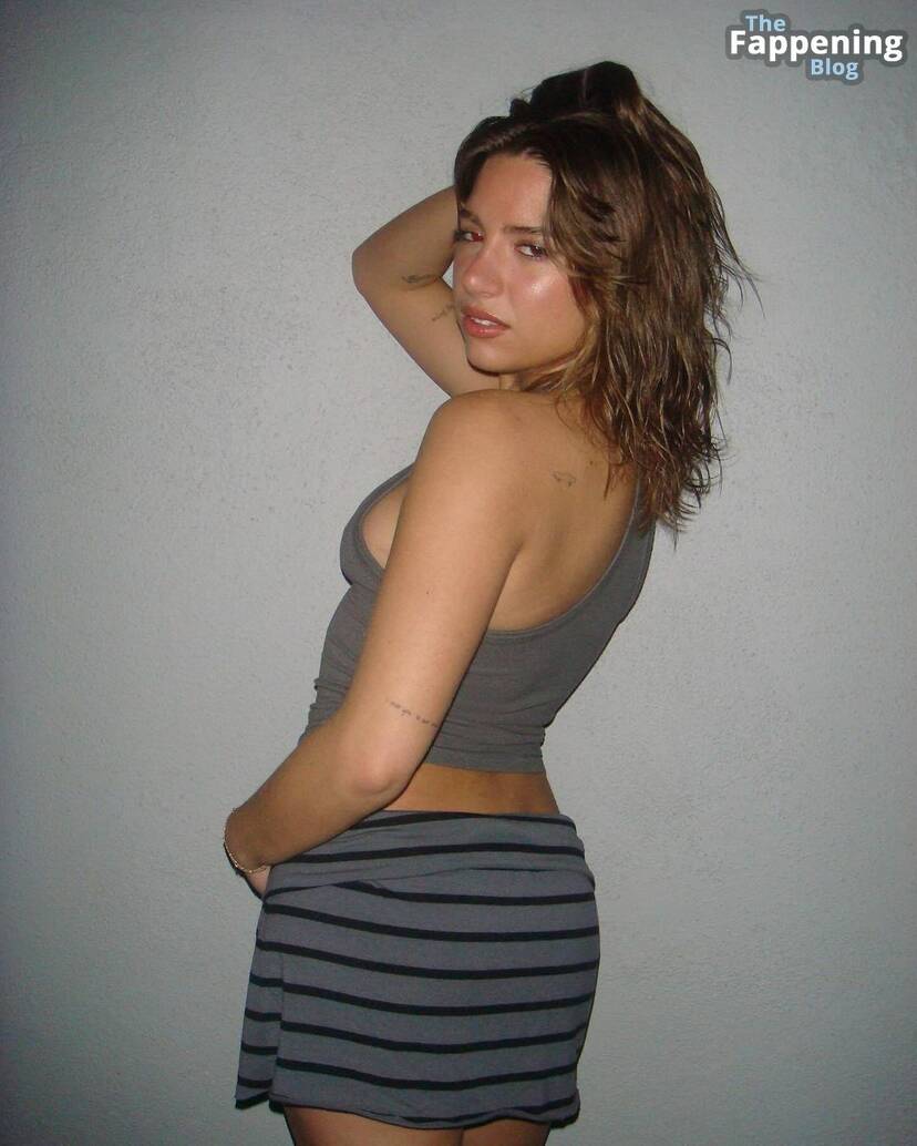 Mackenzie Ziegler Sexy Tits 5