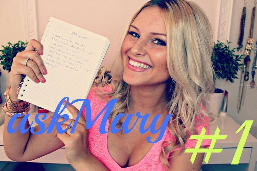 Maren Merkel Sexy 1