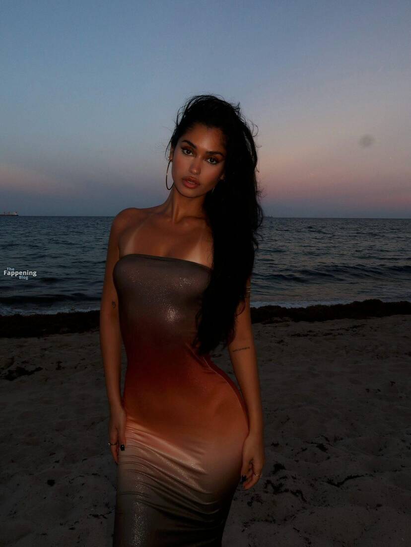 Naaz Torbati Sexy on Beach 1