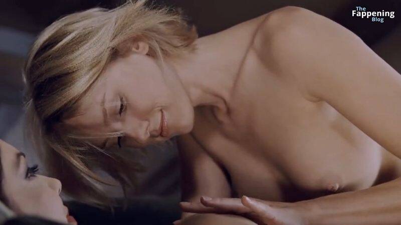 Naomi Watts Nude Sexy 1