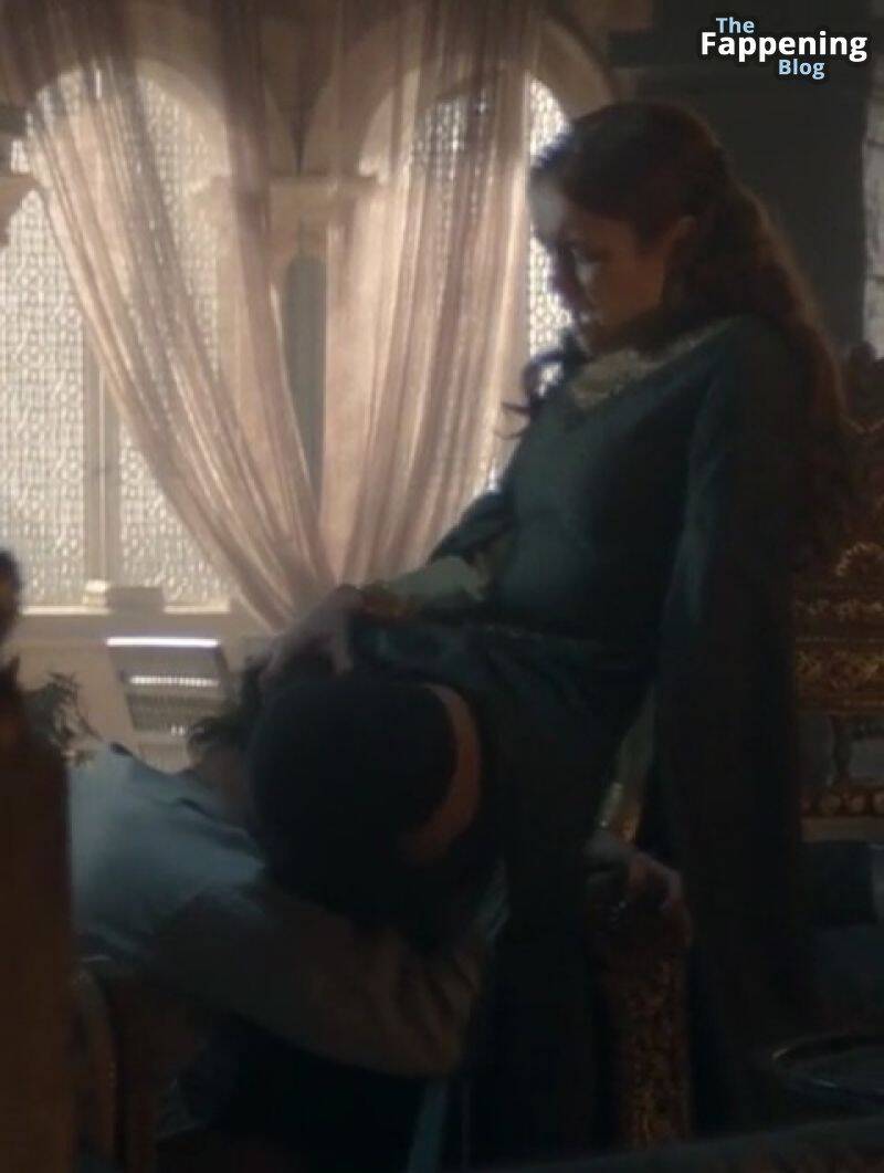 Olivia Cooke Sexy 1