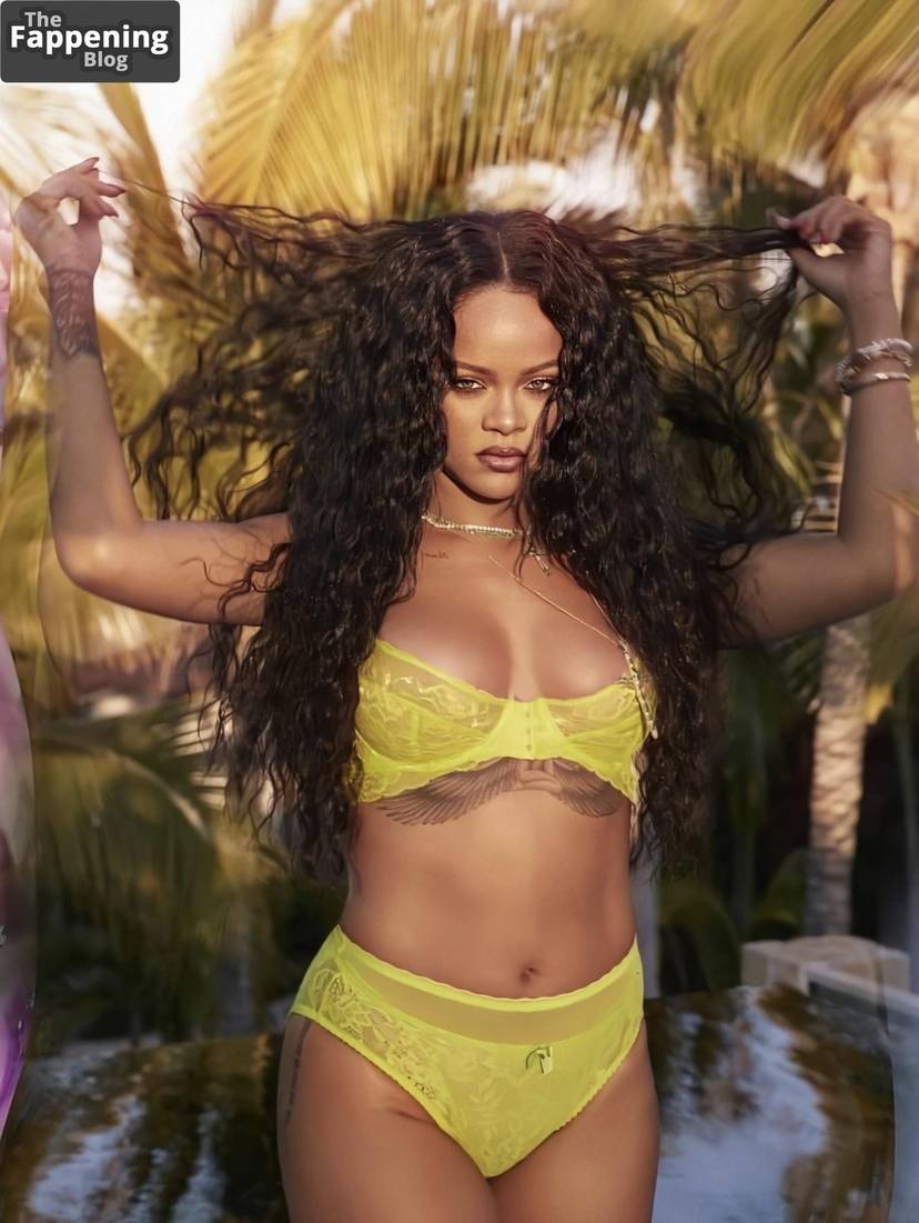 Rihanna Nude Sexy 4