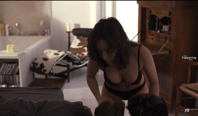 Veronica Sanchez Nude Sexy 1