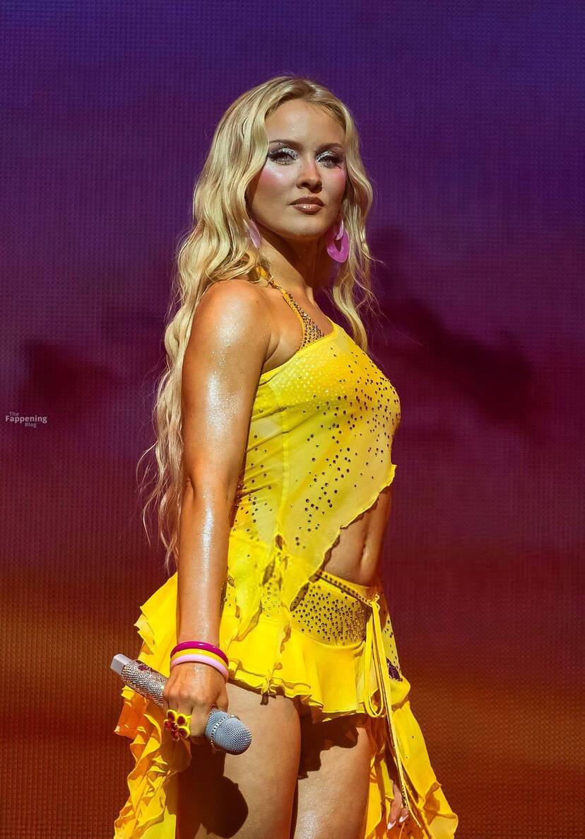 Zara Larsson Sexy Legs 1